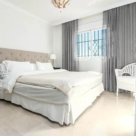 Agc28- Andalucia Garden Club By Roomservices Apartment *