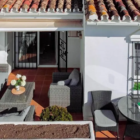 Agc28- Andalucia Garden Club By Roomservices